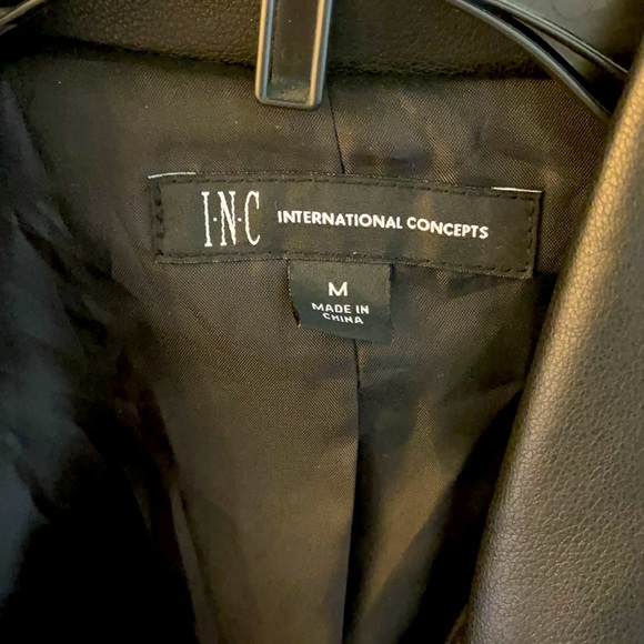 Super special black leather jacket for the winter season - Picture 2 of 4